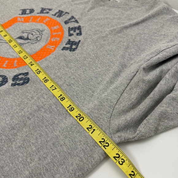 Denver Broncos NFL Team Apparel Gray Graphic T-Shirt XL Football Tee - Picture 5 of 7